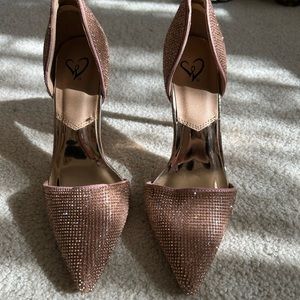 Don’t wear them anymore, size 6 women’s, Windsor brand.